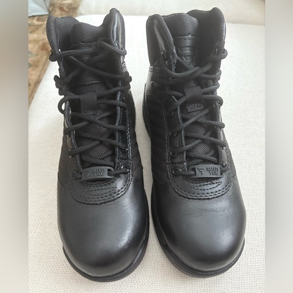 NWOT Bates Mens Tactical Sport 2 Dryguard Military Black Boot Size 6 Safety Toe